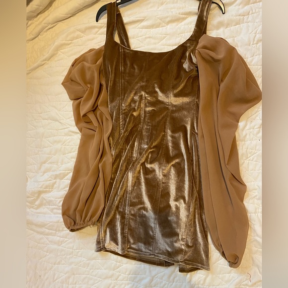 Akira Corset style dress - Picture 2 of 3